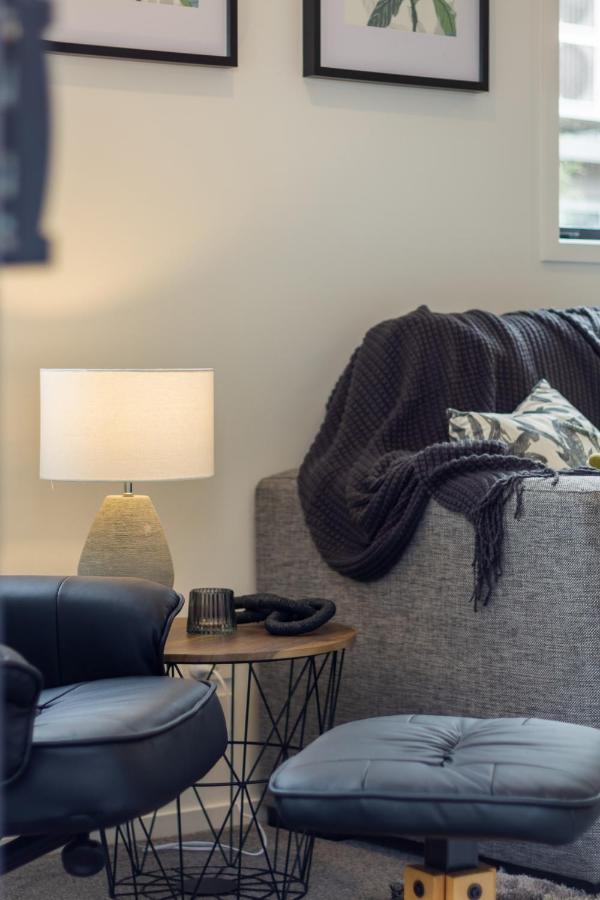 Peaceful Park View Townhouse 2 Bed W/Carpark Christchurch Exterior foto
