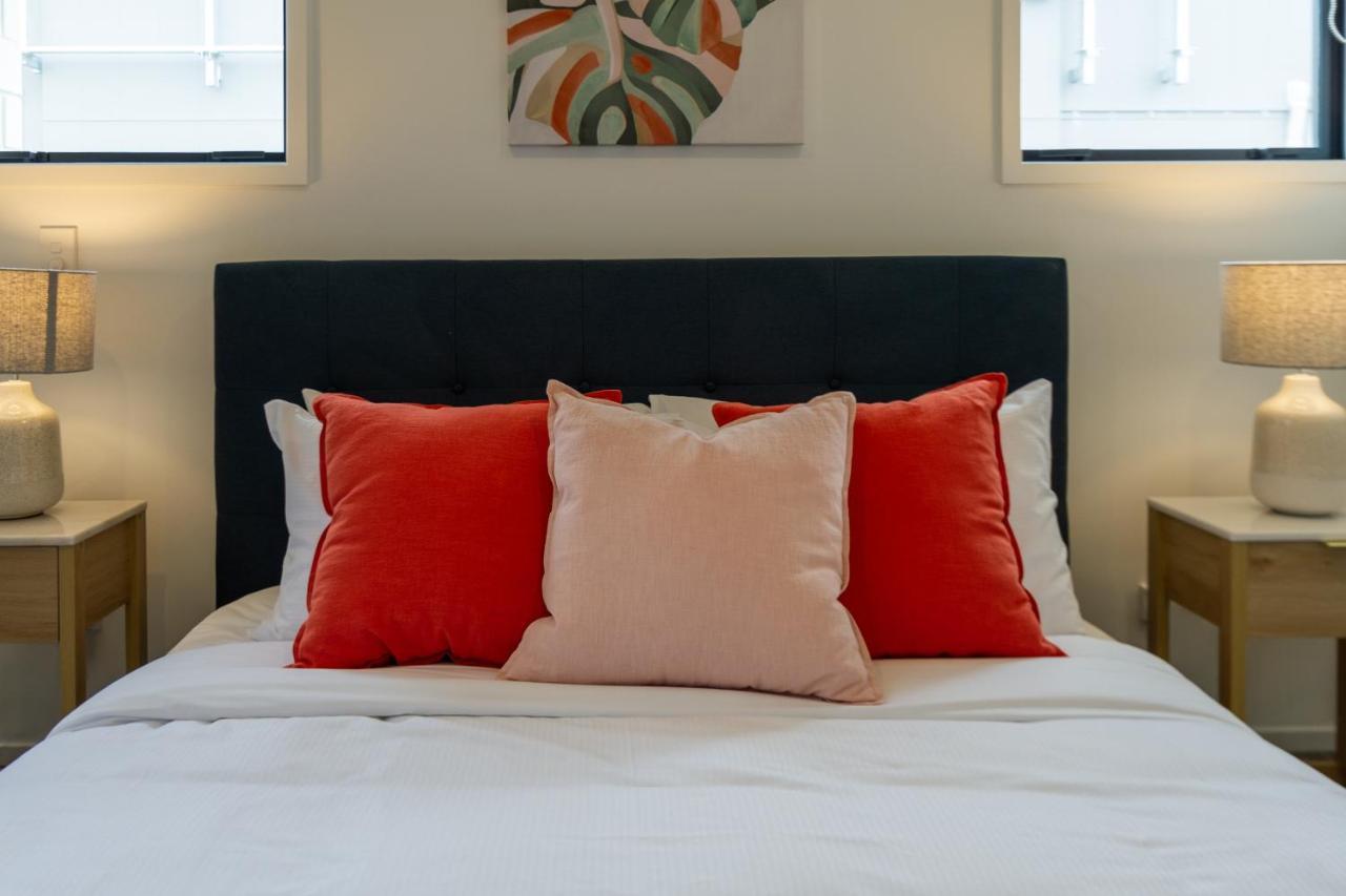 Peaceful Park View Townhouse 2 Bed W/Carpark Christchurch Exterior foto